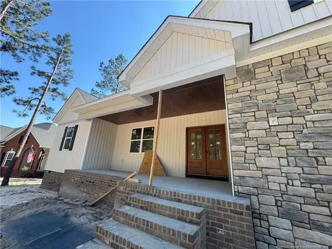 282 Pineridge Cove Sanford NC 27332