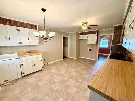 105 Fuller Avenue Lumberton NC 28358