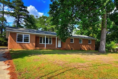 3216 Guy Circle Fayetteville NC 28303
