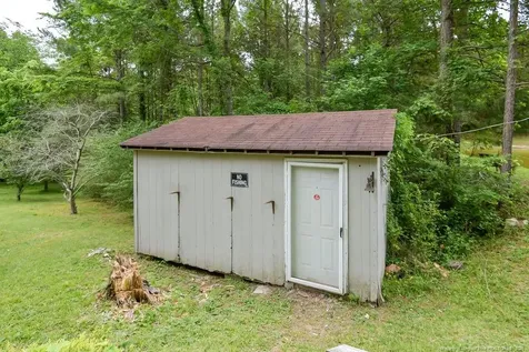 475 Simmons Road Robbins NC 27325