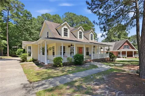 281 Pineridge Cove Sanford NC 27332