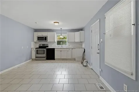 1928 Crestview Drive Fayetteville NC 28304
