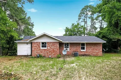 1928 Crestview Drive Fayetteville NC 28304