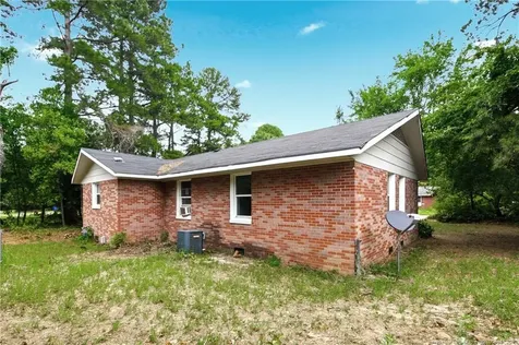 1928 Crestview Drive Fayetteville NC 28304