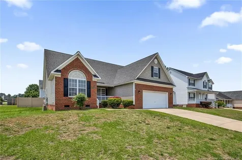 1503 Thoroughbred Trail Parkton NC 28371