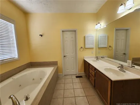 3011 Wetherby Court Fayetteville NC 28306
