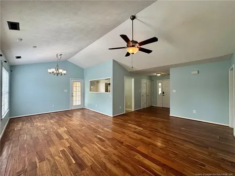422 Jamestown Avenue Fayetteville NC 28303