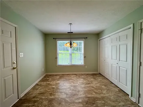 422 Jamestown Avenue Fayetteville NC 28303