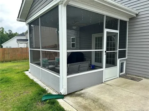 580 Stonebriar Avenue Raeford NC 28376