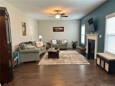 580 Stonebriar Avenue Raeford NC 28376