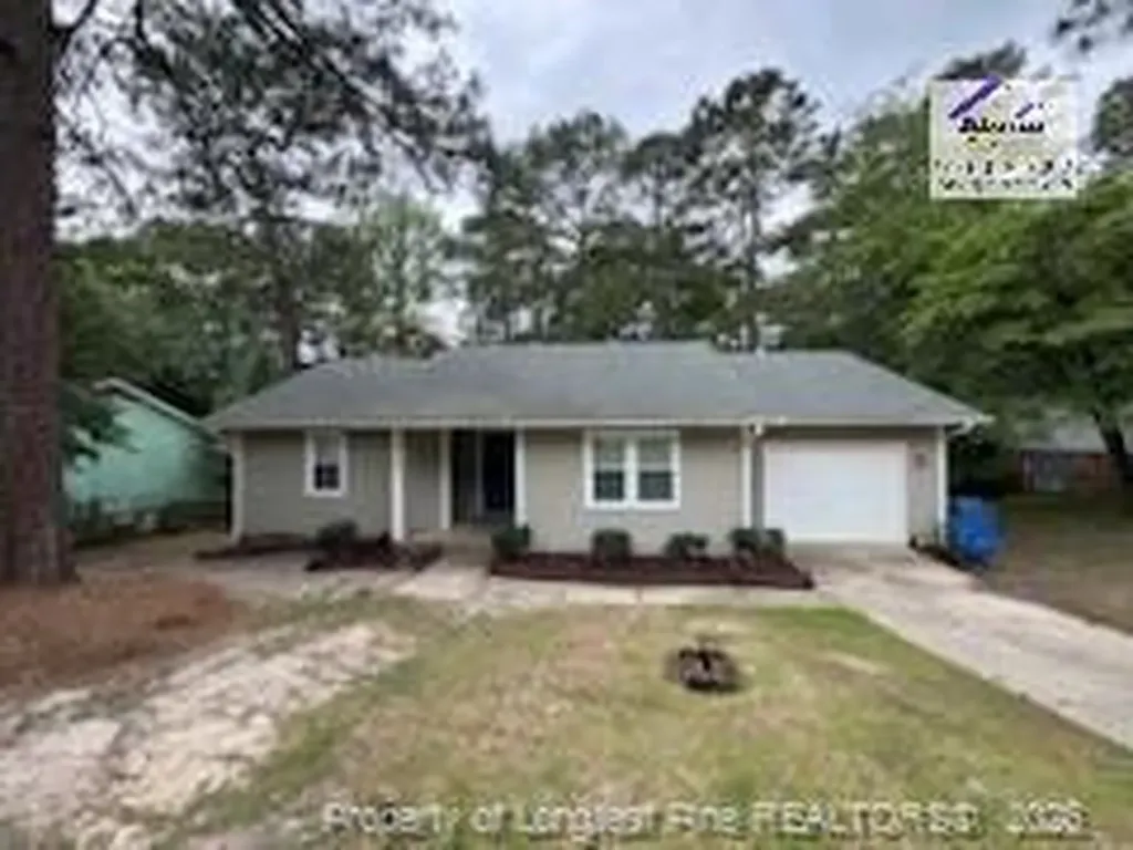 9329 Castle Falls Circle Fayetteville NC 28314