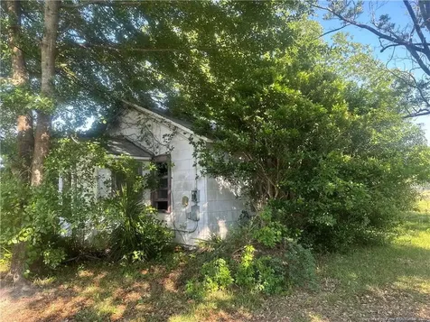1302 Spring Avenue Spring Lake NC 28390