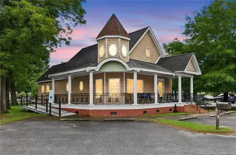 410 S Main Street Laurinburg NC 28352