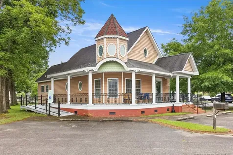 410 S Main Street Laurinburg NC 28352