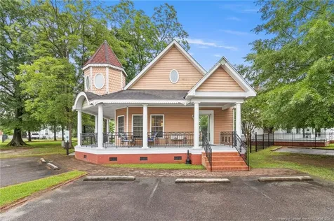 410 S Main Street Laurinburg NC 28352