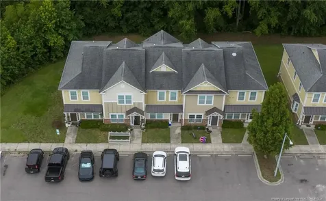 40 Hunter's Run Avenue Pembroke NC 28372