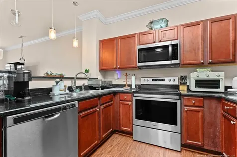 40 Hunter's Run Avenue Pembroke NC 28372