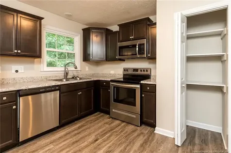 6258 Stoney Point Loop Fayetteville NC 28306