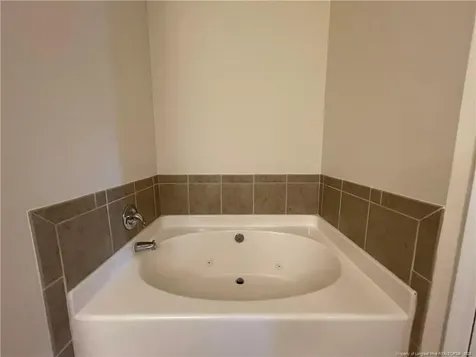 635-306 Marshtree Lane Fayetteville NC 28314