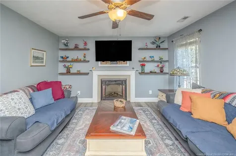 119 Flag Lane Raeford NC 28376