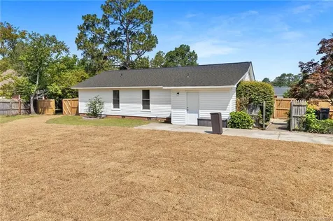 5707 Archer Road Hope Mills NC 28348