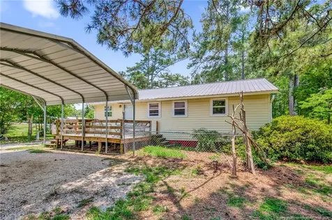 219 E Clinton Street Autryville NC 28318