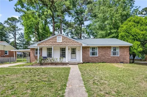 448 Morningside Drive Fayetteville NC 28311