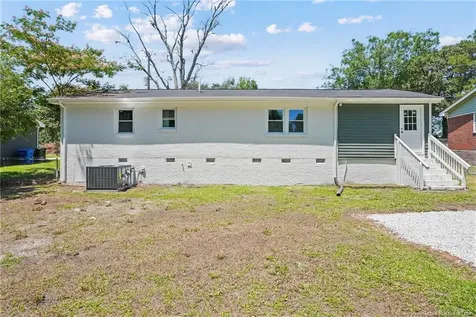 941 Louise Circle Fayetteville NC 28314