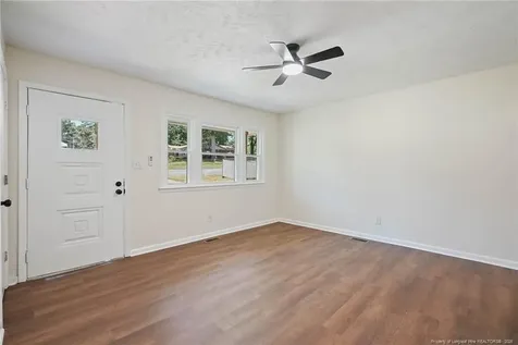 941 Louise Circle Fayetteville NC 28314