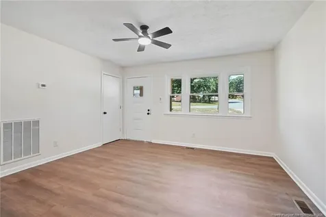 941 Louise Circle Fayetteville NC 28314