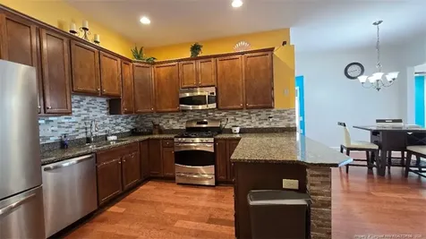 127 Nandina Court Fayetteville NC 28311