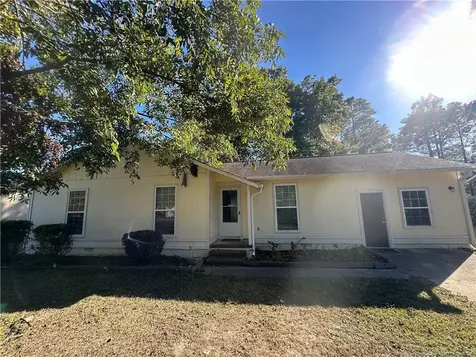6413 Winter Park Drive Fayetteville NC 28304
