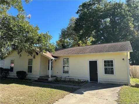 6413 Winter Park Drive Fayetteville NC 28304