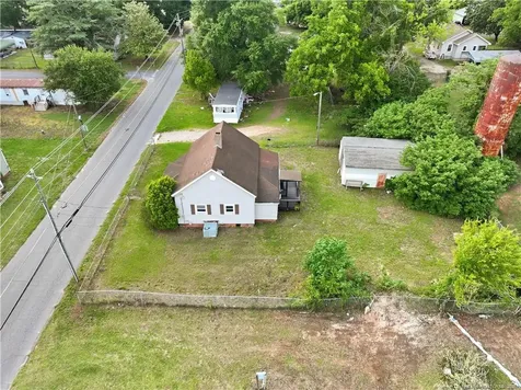 236 Ledbetter Street Cordova NC 28330
