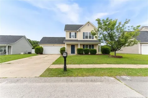 1073 Fairfield Circle Raeford NC 28376