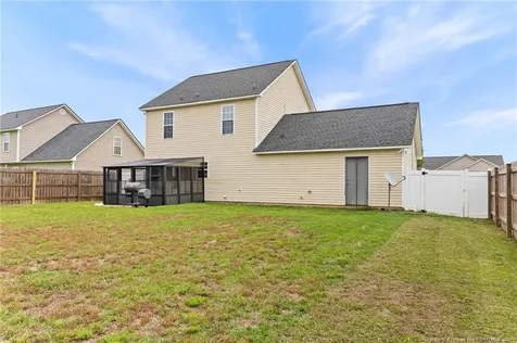 1073 Fairfield Circle Raeford NC 28376