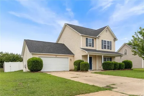 1073 Fairfield Circle Raeford NC 28376
