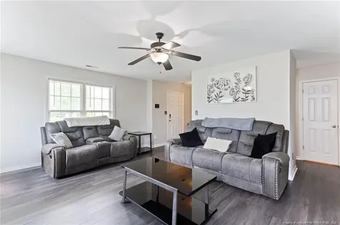 1073 Fairfield Circle Raeford NC 28376