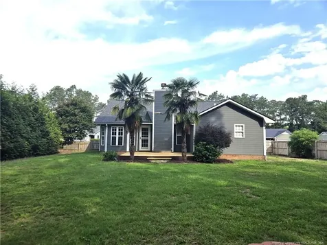 111 Longleaf Pines Drive Raeford NC 28376