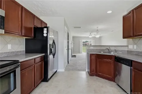 142 Collinwood Drive Raeford NC 28376