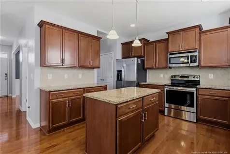 14 Hallow Oak Street Spring Lake NC 28390