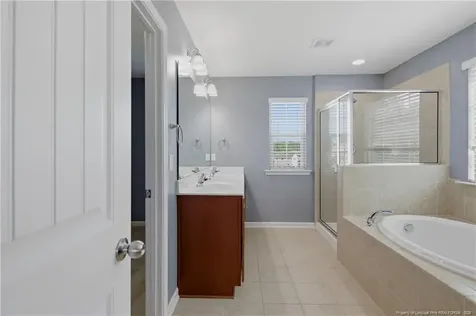 14 Hallow Oak Street Spring Lake NC 28390