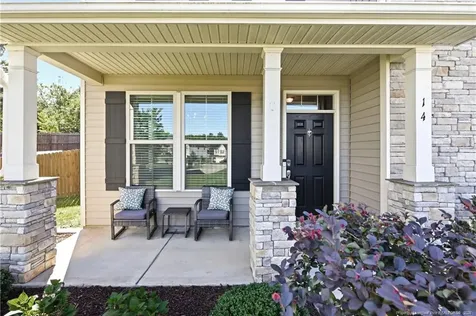 14 Hallow Oak Street Spring Lake NC 28390