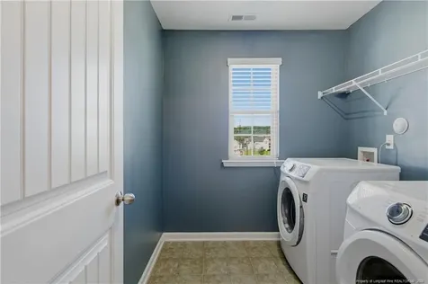 14 Hallow Oak Street Spring Lake NC 28390