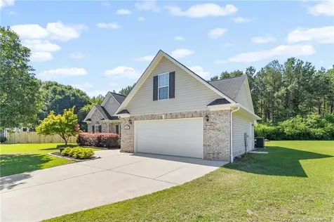 135 Kennedy Drive Raeford NC 28376