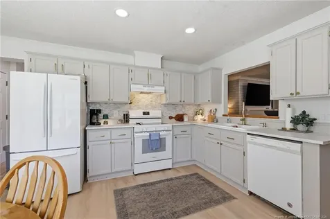 112 Hunter View Lane Coats NC 27521