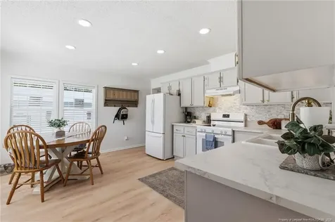112 Hunter View Lane Coats NC 27521