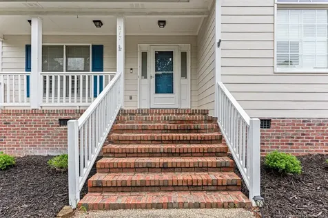 817 Larkspur Drive Fayetteville NC 28311