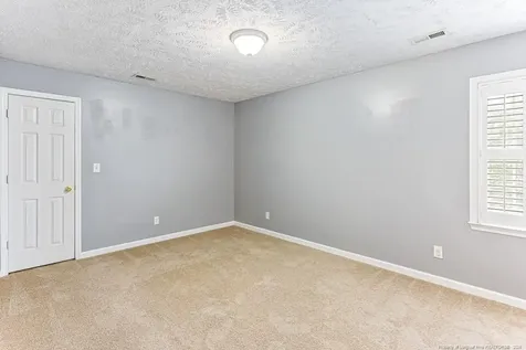 817 Larkspur Drive Fayetteville NC 28311