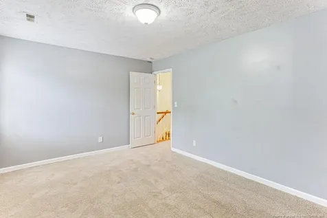 817 Larkspur Drive Fayetteville NC 28311
